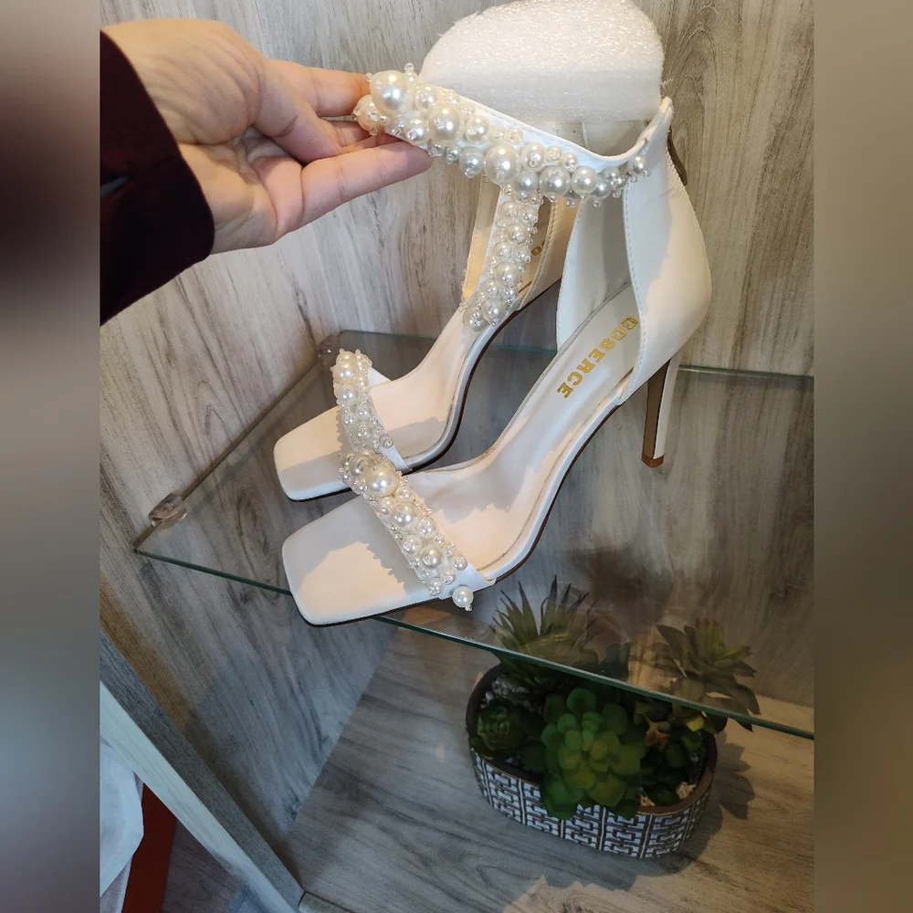 Womens Elegant Pearls Decor Back Zip Elegant White Stilettos Heels - Picture 4 of 15